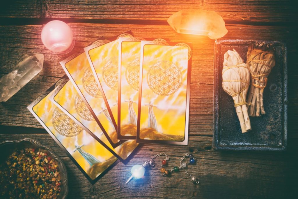 Psychic and Tarot Card Reading 