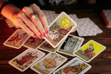 Benefits of an online tarot card reading